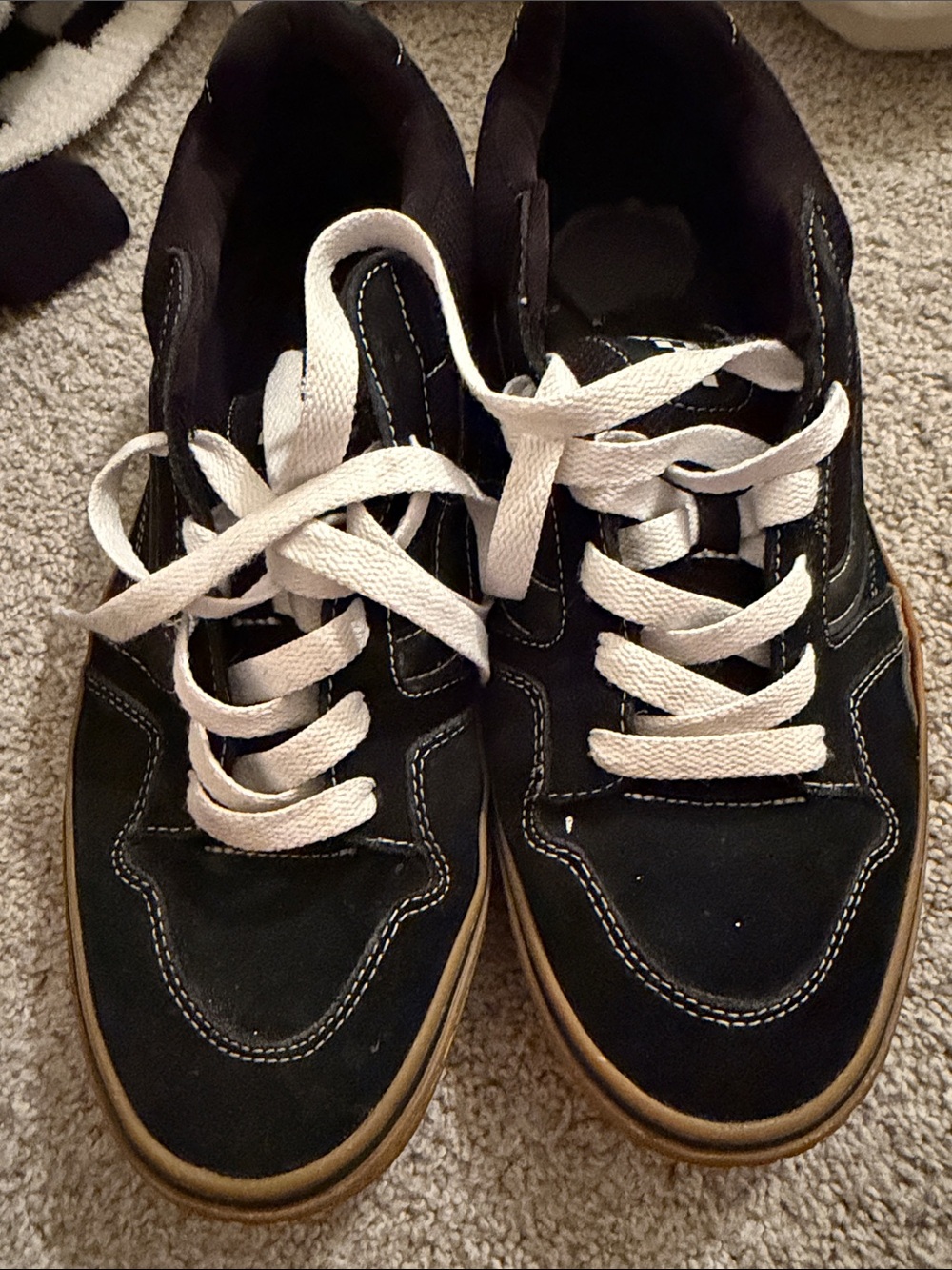 Men’s Black Skate Shoes with White Laces